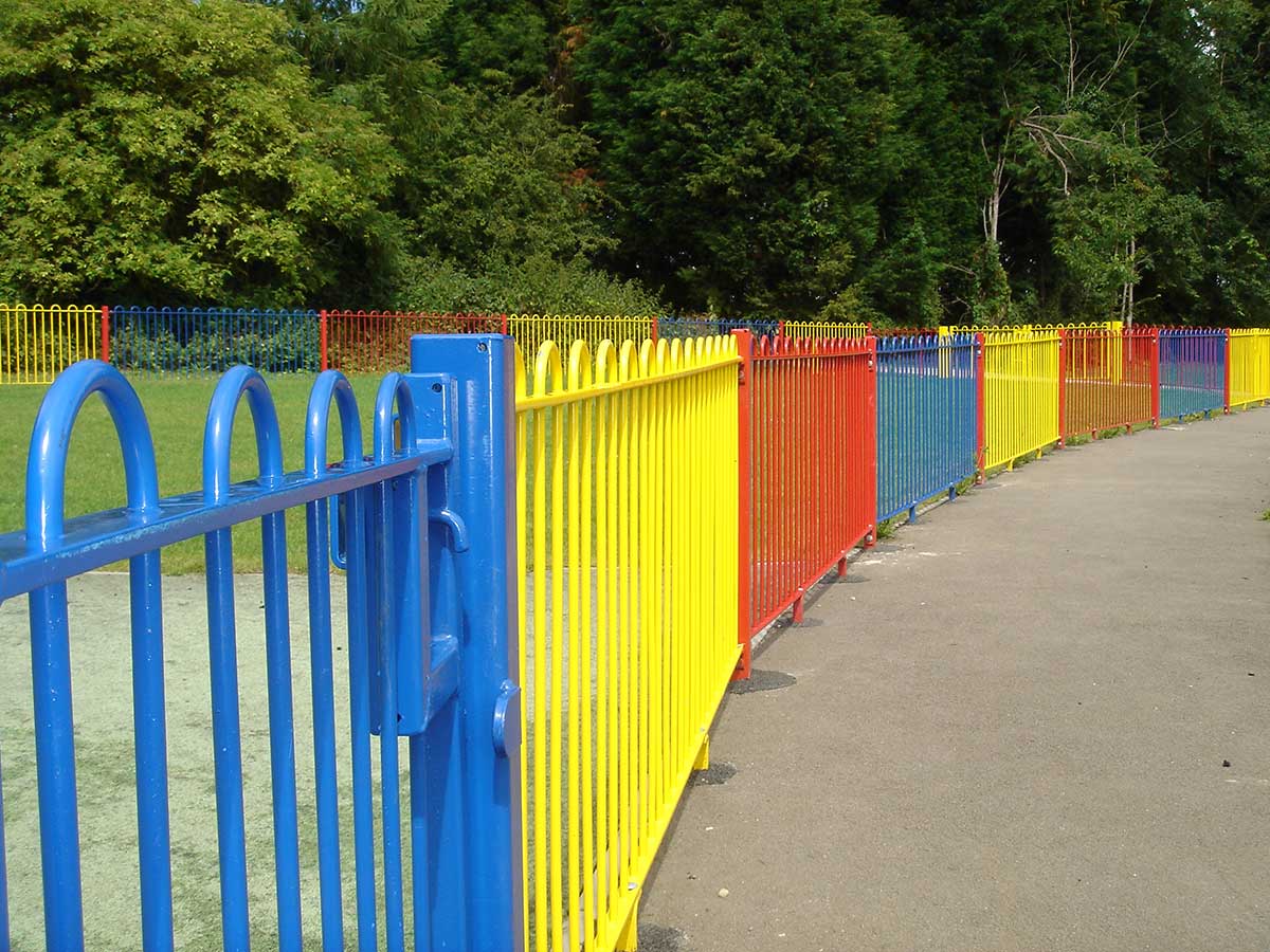 Bow Top Fencing by Fowler Fencing